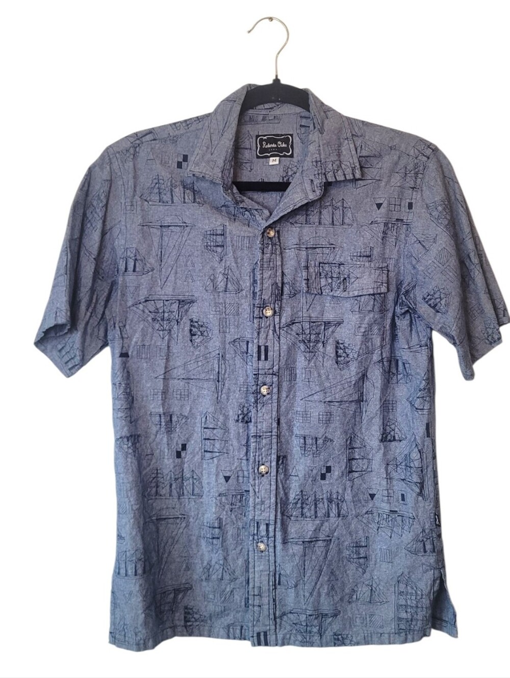 Roberta Oaks Men's Sailboat Cotton Chambray Blue Short-Sleeve Shirt Size M